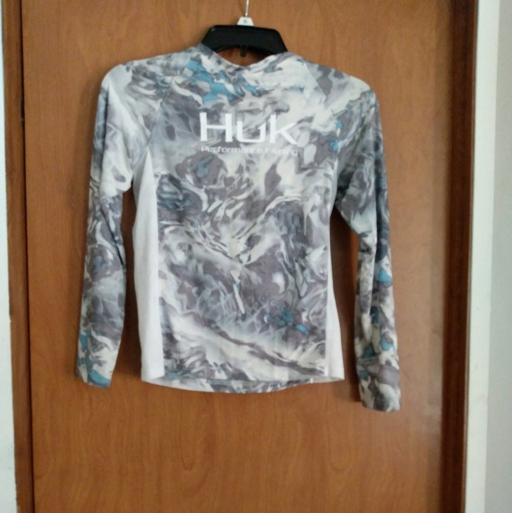 Huk Shirt